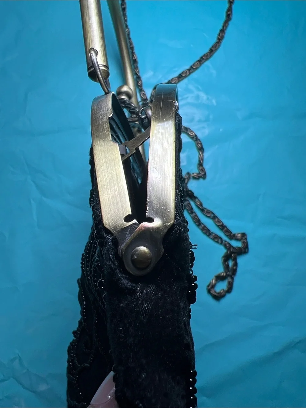 Vintage-Inspired Black Beaded Evening Bag with Gold Frame Kiss Lock